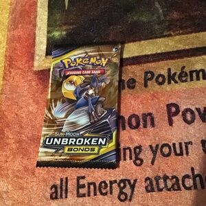 Pokemon Unbroken Bonds Trading Card Pack
